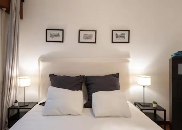 Amazing Location Coruna Downtown Daire